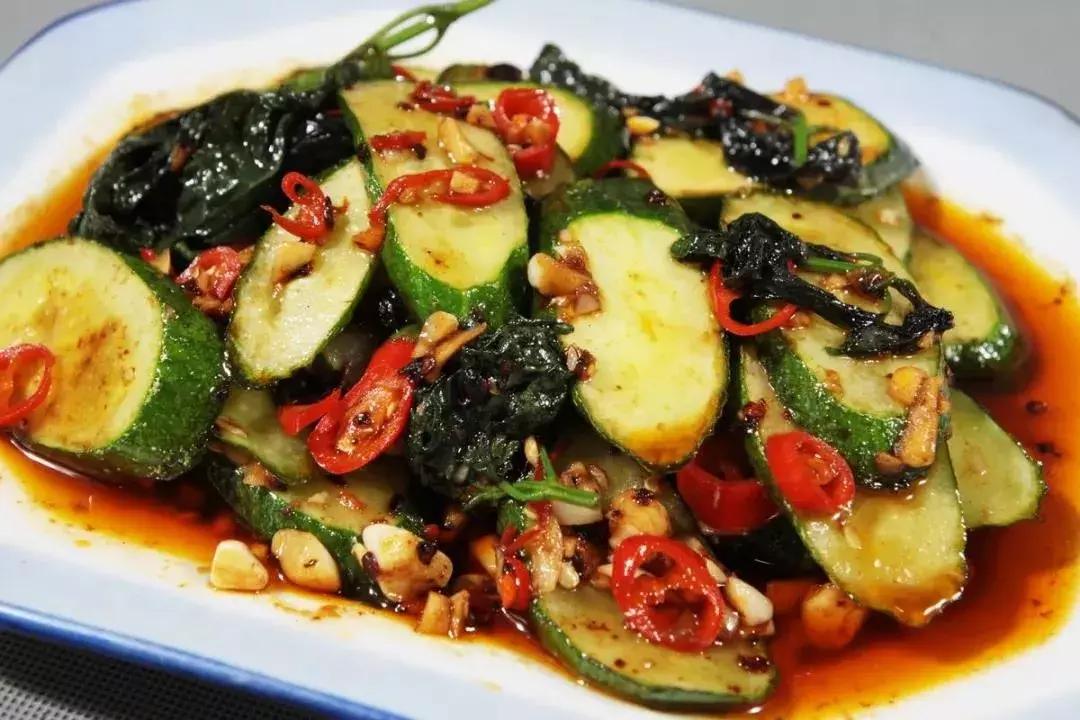 吃螃蟹必备的神奇香草，竟然有着这么美的名字