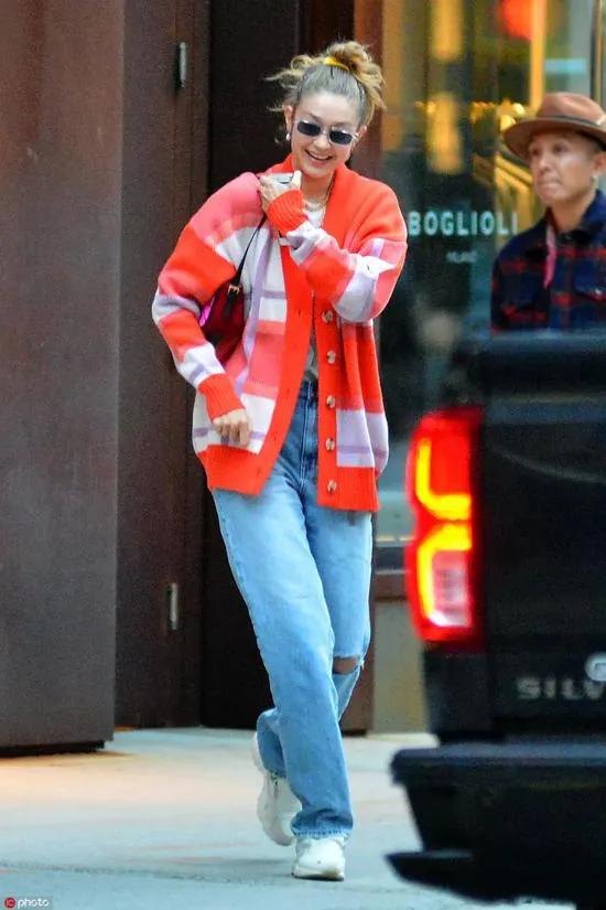 快来get这款潮酷腋下包吧,腋下包轻奢小众lisa