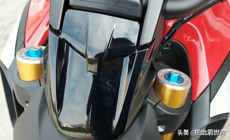 杜卡迪diavel1260和1260s的区别,杜卡迪1260s大魔鬼暗黑