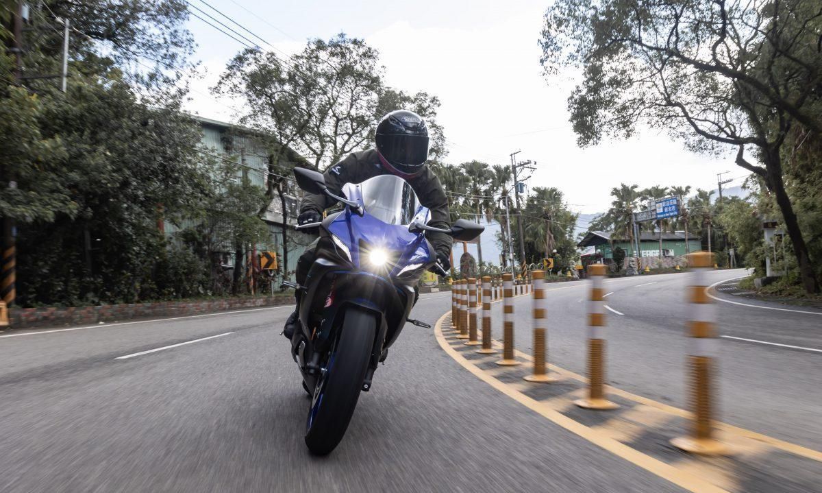 雅马哈r7马力机测试,雅马哈r7座高测试