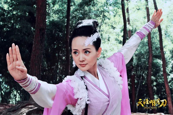 八年后再次重逢知乎结局,天涯明月刀傅红雪知道明月心瞎了