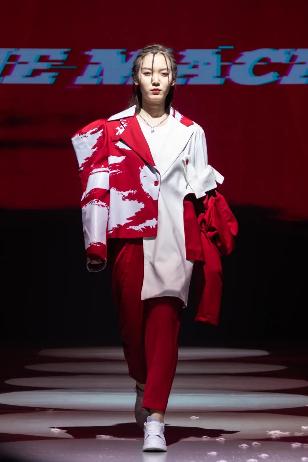 2021年清华服装设计毕业秀,中国优秀的服装设计毕业秀