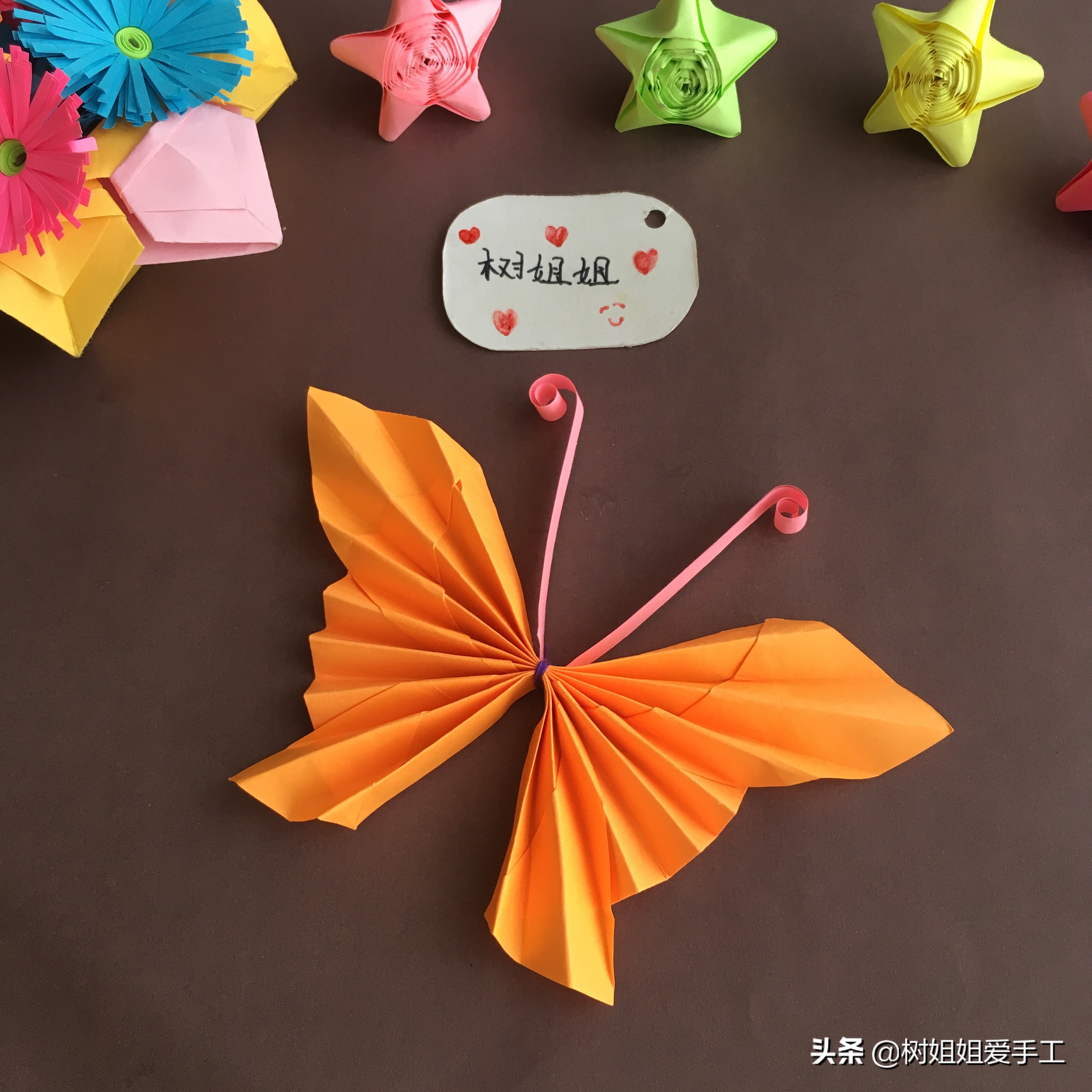 用一张正方形折纸做一个蝴蝶,动物折纸蝴蝶加讲解