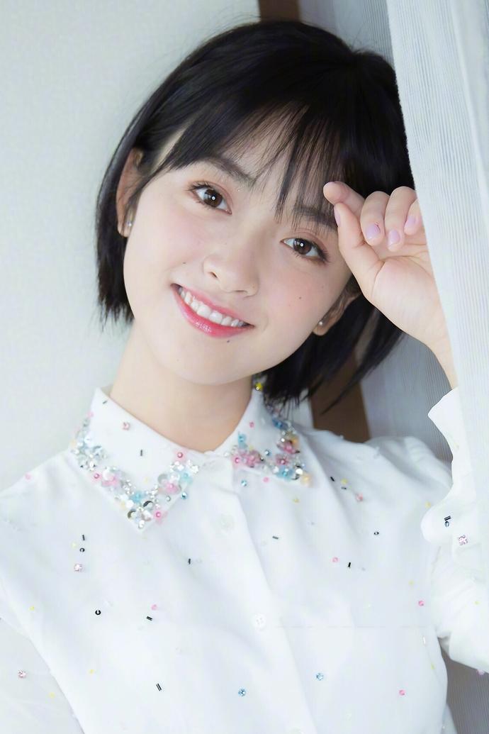 判断淡颜还是浓颜,方脸适合化浓妆还是淡妆