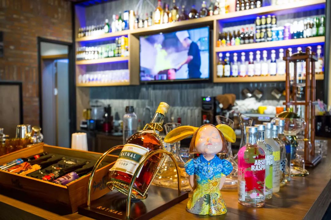 大连这家西餐厅美得像仙境,大连正宗西餐厅推荐