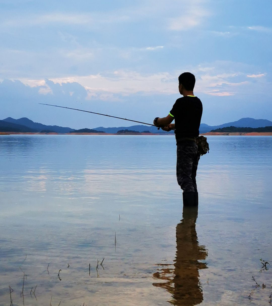 路亚各种钓法选哪个好,路亚入门路亚如何才能钓到鱼