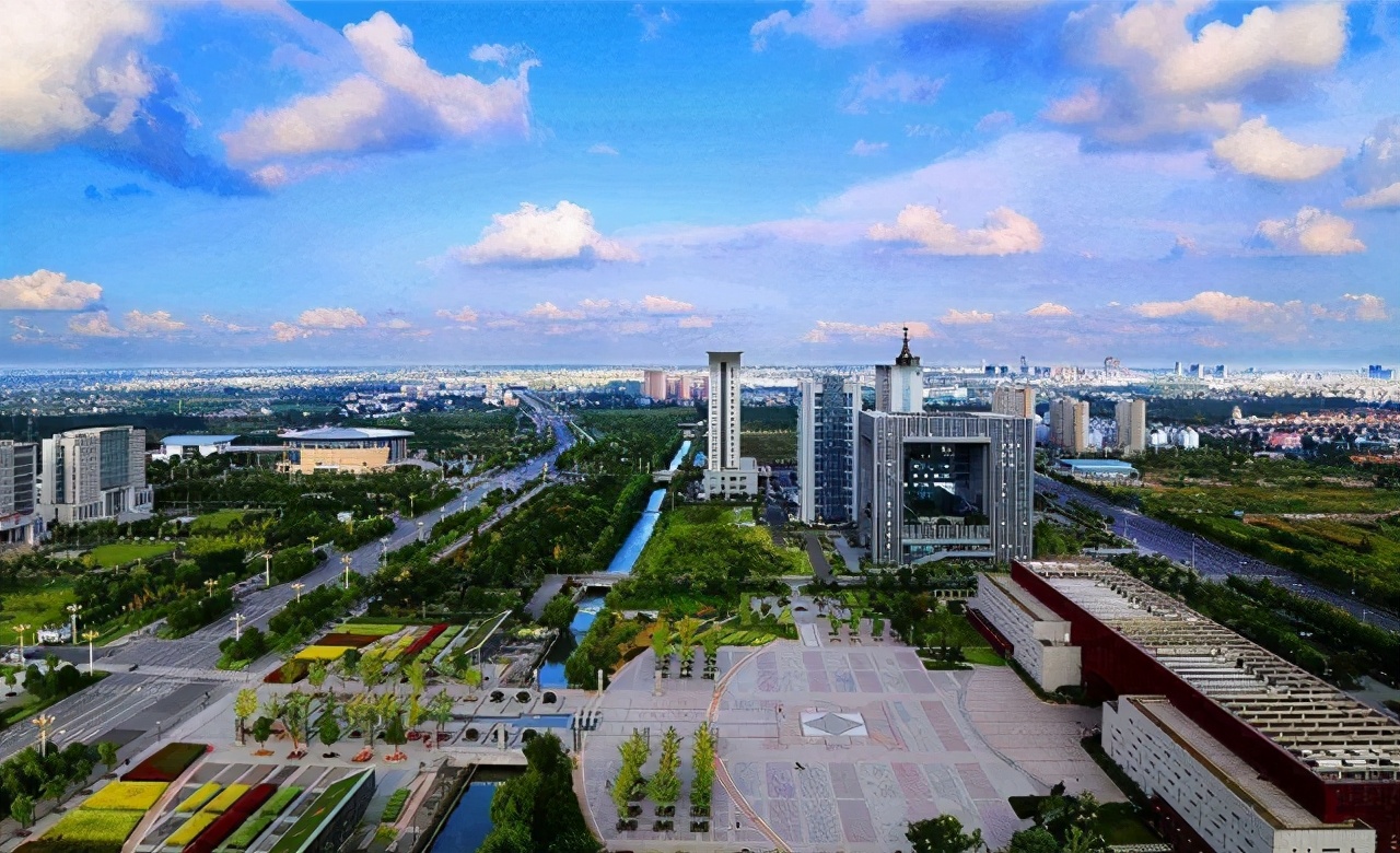 盐城一大“得力干将”，设4座长途客运站，石油年开采量约十万吨