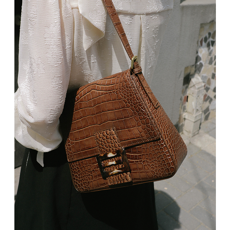 夏日必备的6款小众包包,适合春夏的小众包包