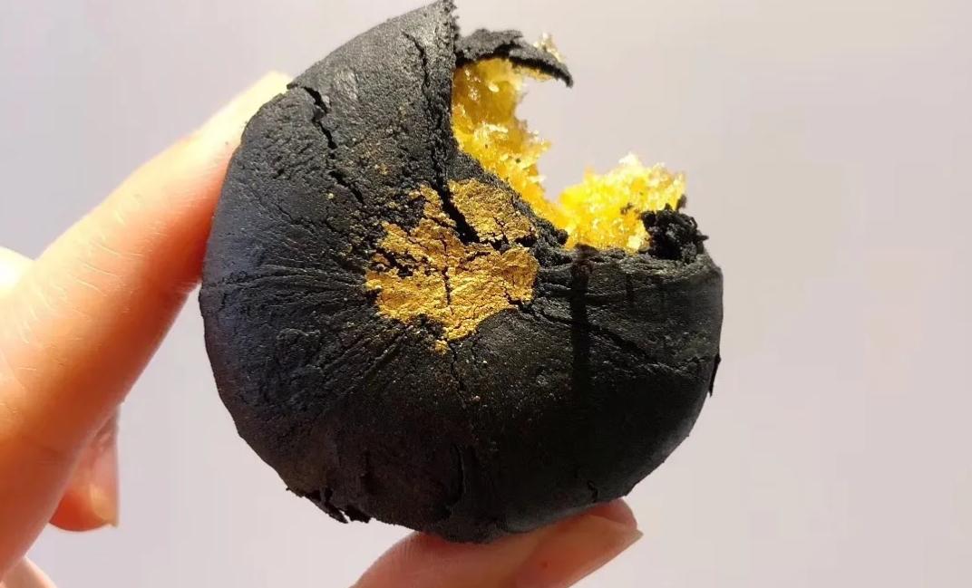 高级感十足的黑金酥,最近特爆火的黑金酥