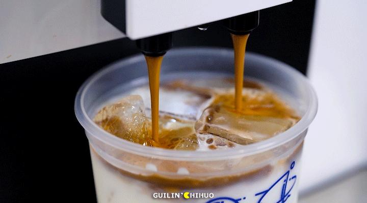 月售1000单的奶茶店,月销8000的奶茶店