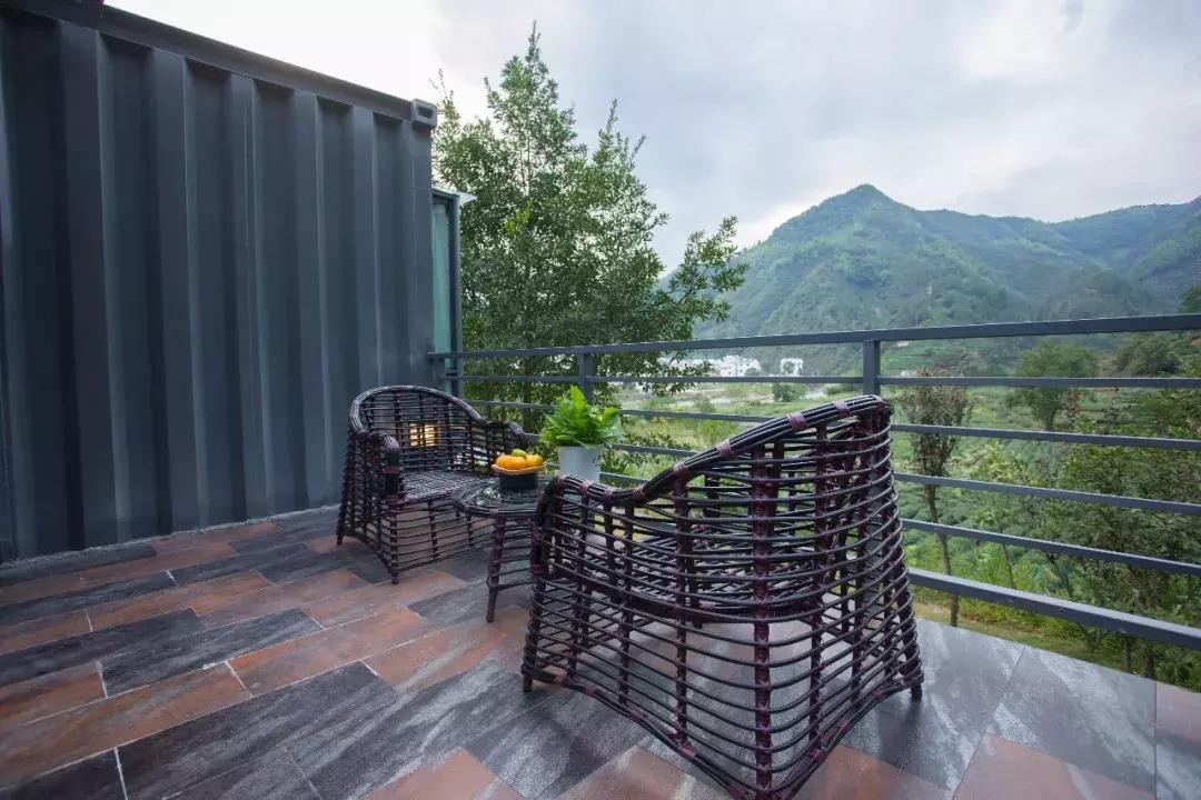 四个集装箱别墅民宿小院,5个40尺集装箱改造别墅图片