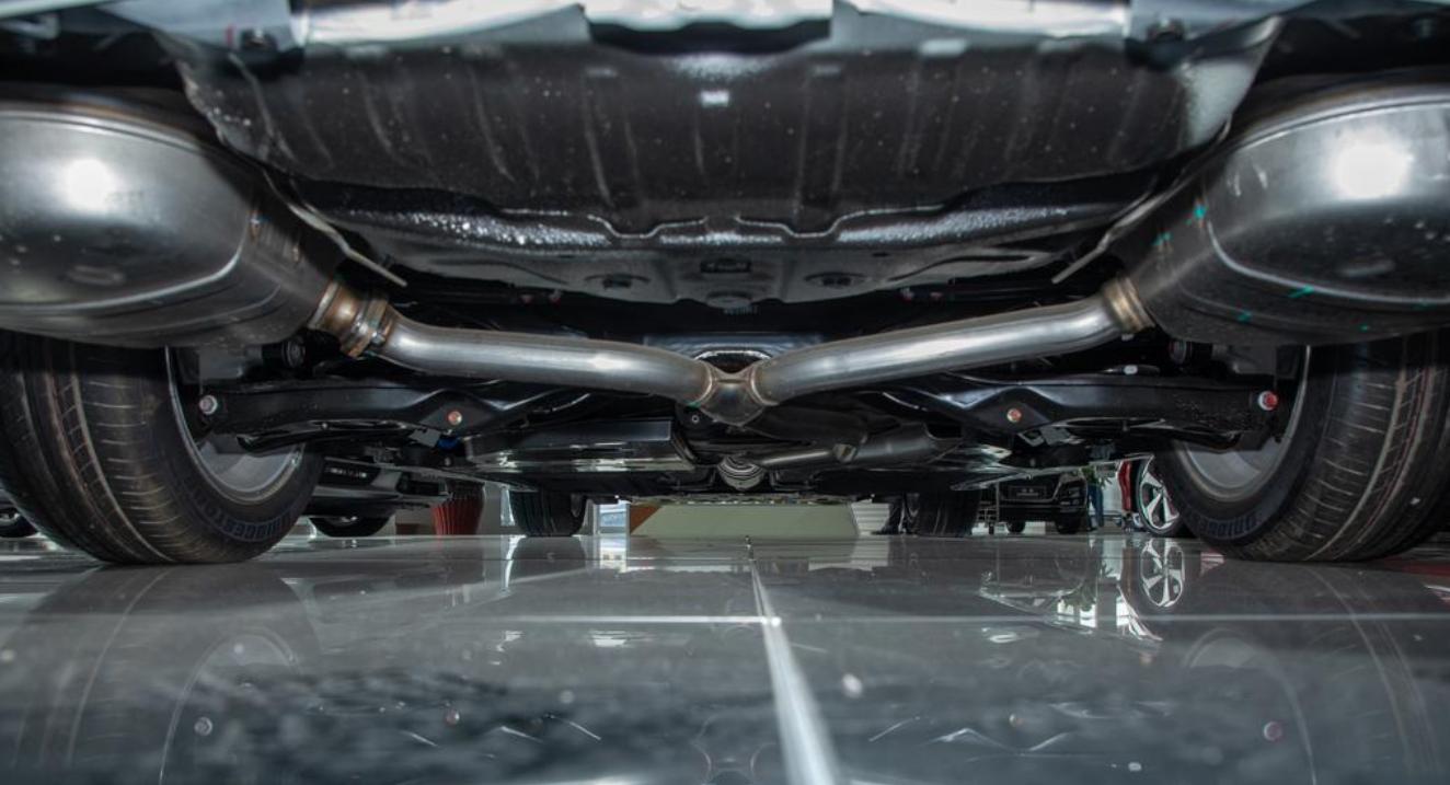 新款雅阁丐版落地,裸车本田雅阁