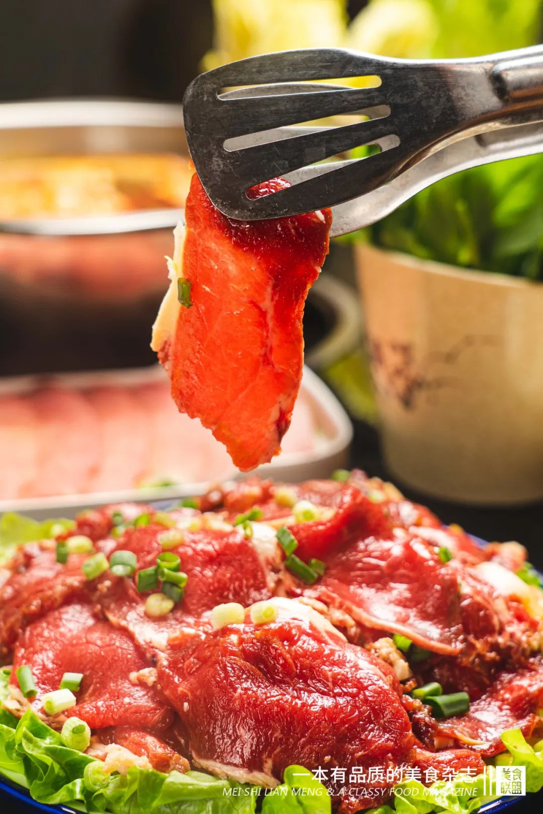 昆明拥有10辆车的男人，用一座城来藏臭味​，和一个不能说的秘密