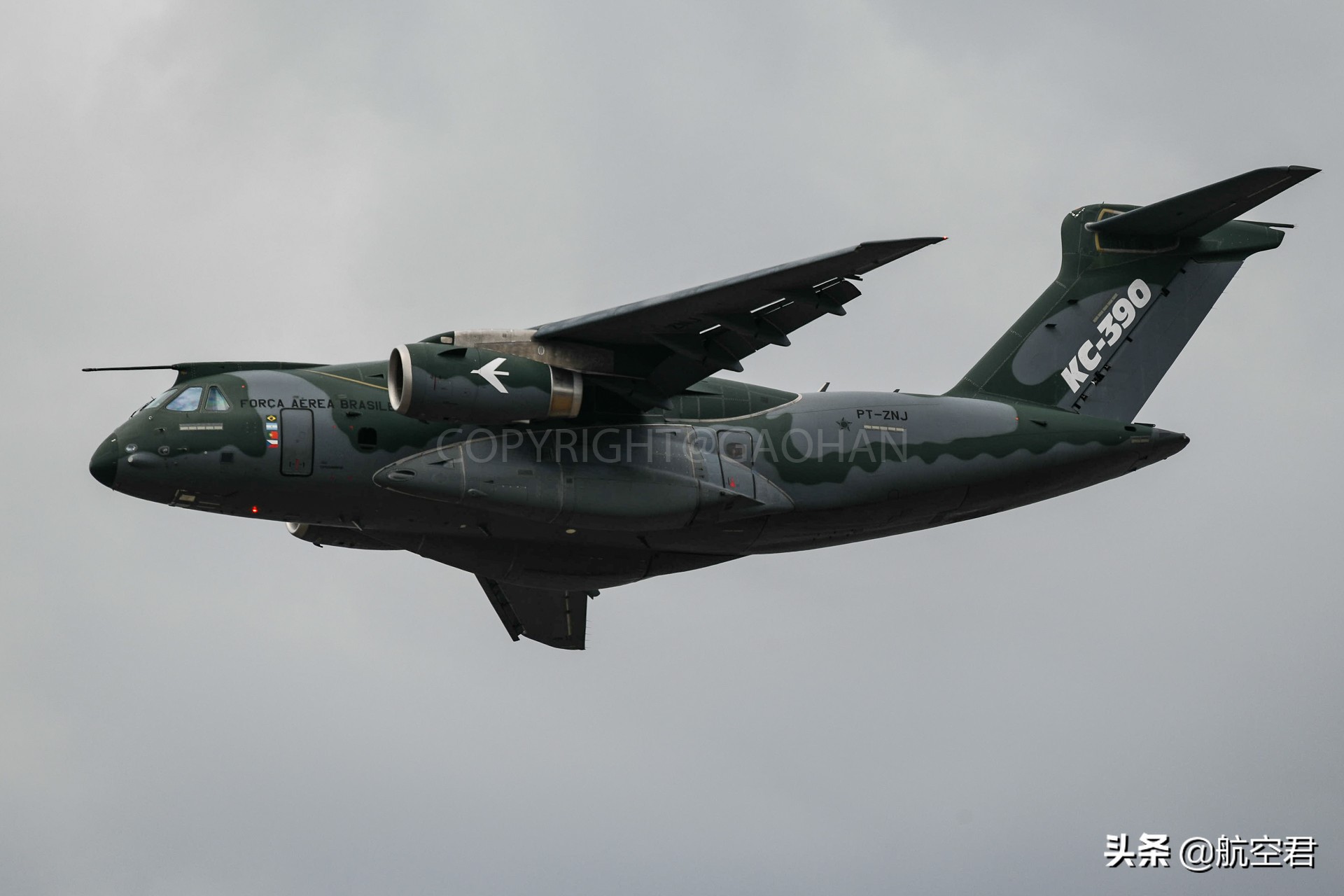 鹰狮刚飞入巴西，就开始反噬本土航空工业，外购买不来战斗力
