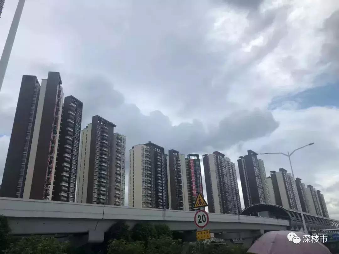 横岗地铁哪个最好,横岗和龙岗中心城哪个好