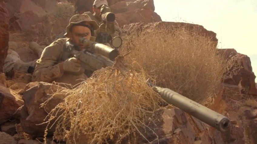 拿awm被称为狙王的人,awm狙杀时刻