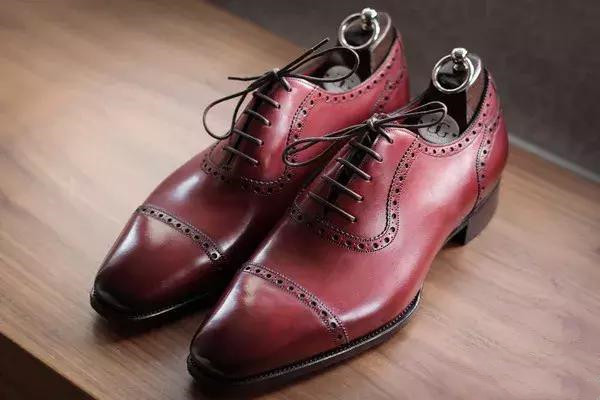 前女友结婚该穿什么西服,参加前女友婚礼穿哪一套