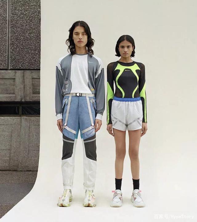 出街鞋子怎么选？丑萌的分趾鞋可以很百搭，让造型时尚又独特