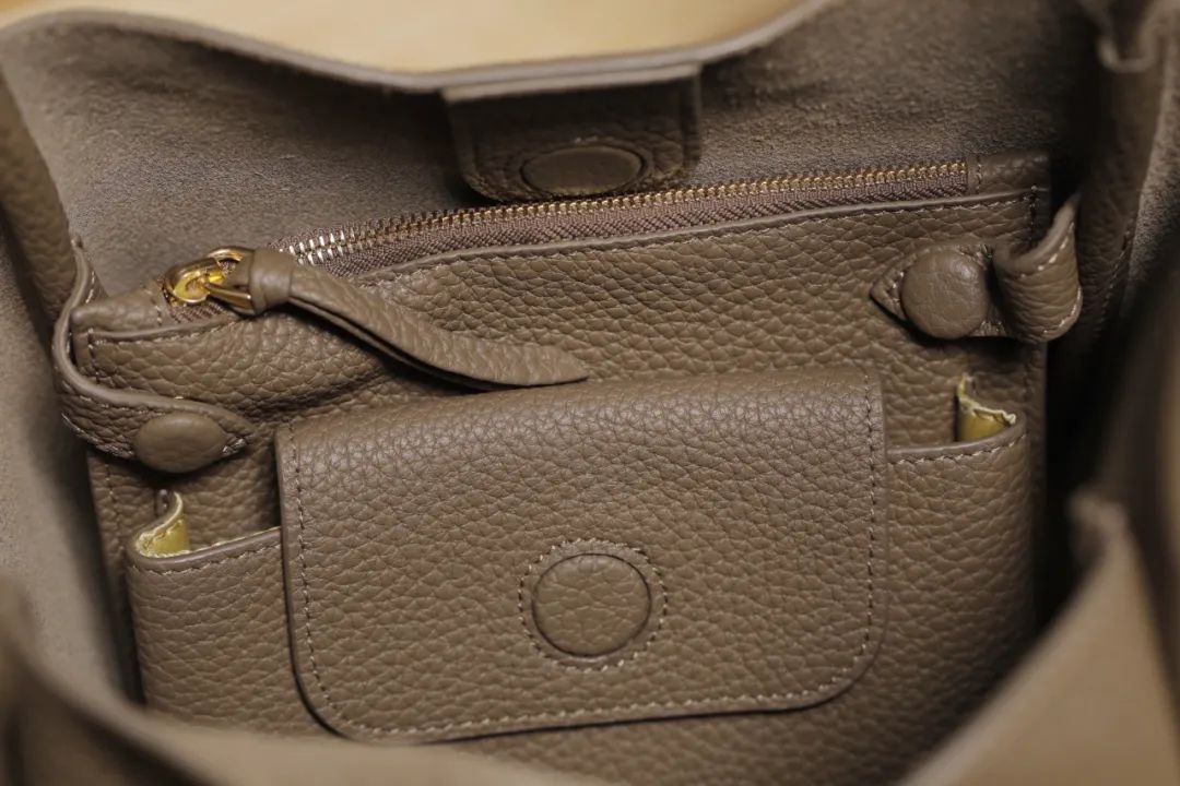 这款经典百搭千元职场包包，双11我为啥最推荐入手？