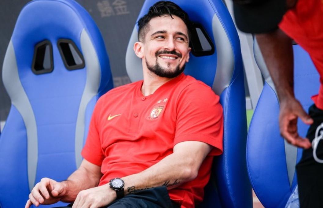 卡帅最新引援情况,前锋变后腰