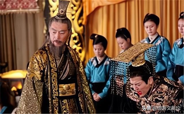 皇帝刚去世，13岁太子就将魔爪伸向了后妈，却意外成就一明君