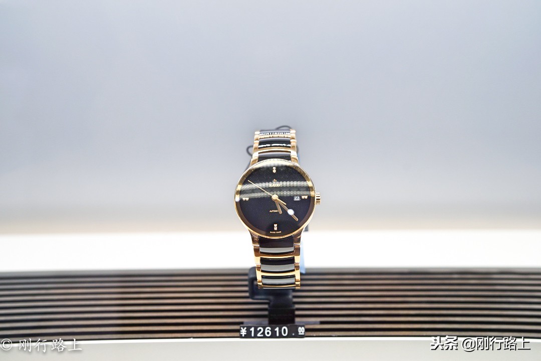 不用飞机票也能买到免税品,不用出国不用快递就能轻松海购