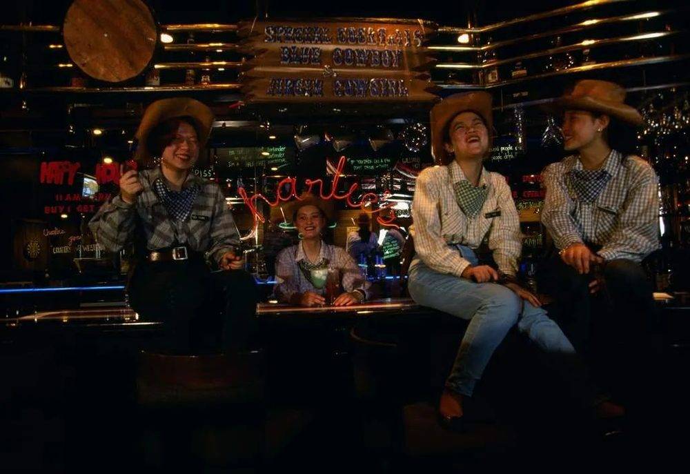 那个开放、捞金、激情的90时代，才仅仅过去了20年而已