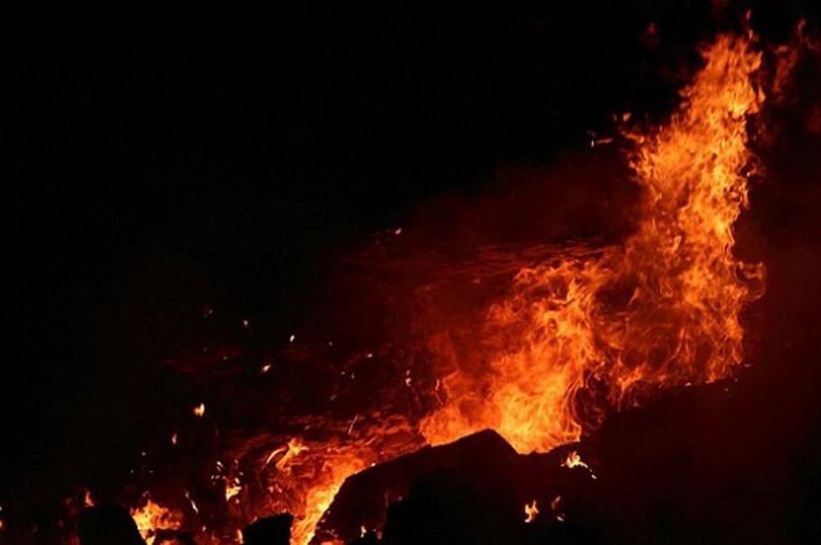 重庆地火村的地火能不能被水熄灭,重庆神秘地火燃烧60年