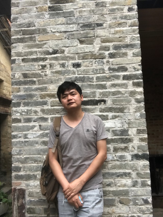 狗自拍图片,大黄狗自拍