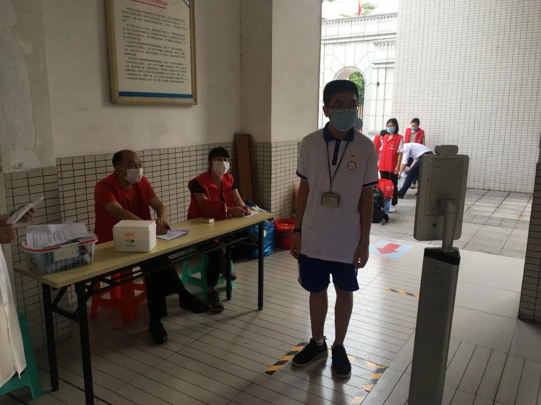 广州市白云中学口碑,广州白云中学2013