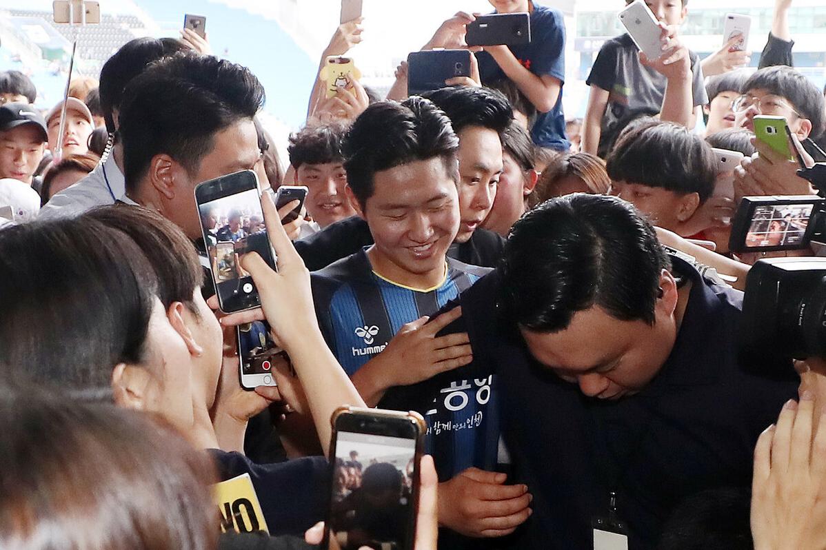 孙兴慜最佳海外球员,韩国球员孙兴慜十佳球