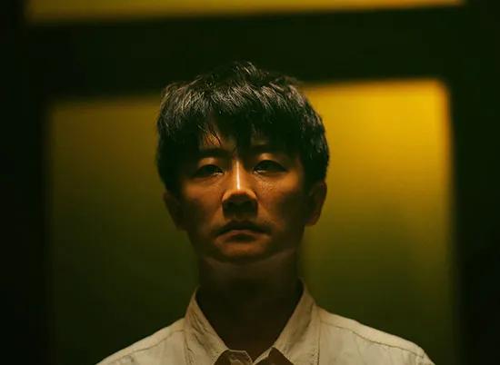 大衣哥朱之文家门被踢后回应,大衣哥朱之文深夜回应家门被踹