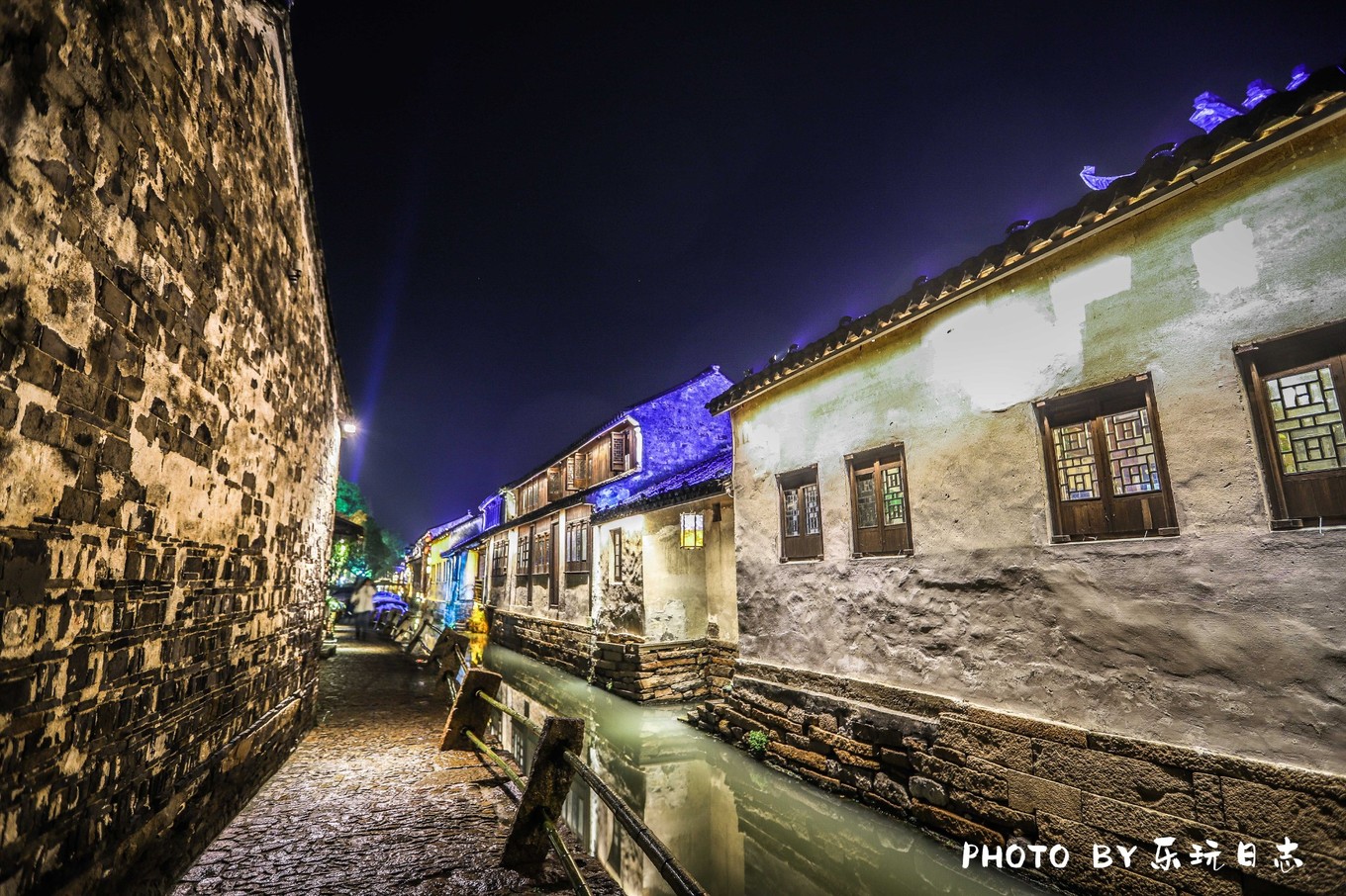 江南周庄古镇夜景美如画,推荐一个好的地方周庄古镇