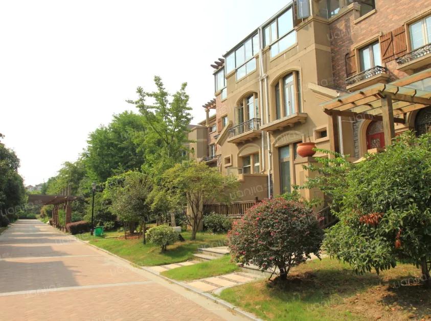 南京总价低于50万房子,南京低于市场价的房子