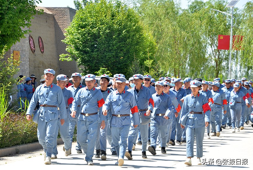追寻红色记忆传承延安精神,追寻红色记忆传承红色精神开头