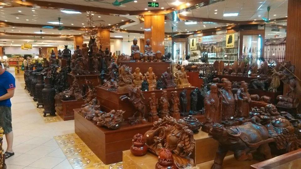 为什么越南那么多黄花梨家具,为什么越南的家具便宜