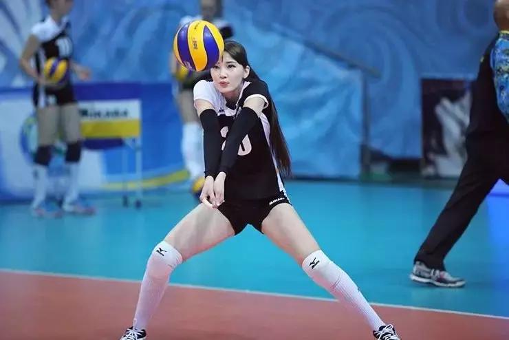 让人惊艳的排球女神,4年前排球界第一美少女现在模样