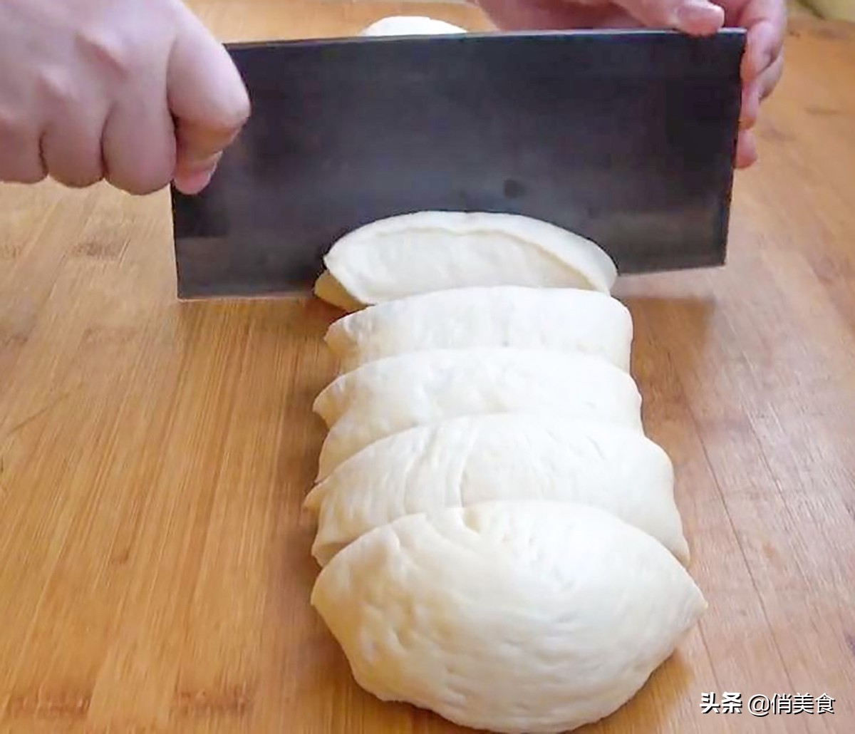油饼怎么和面又软又蓬松,油饼怎么做软和