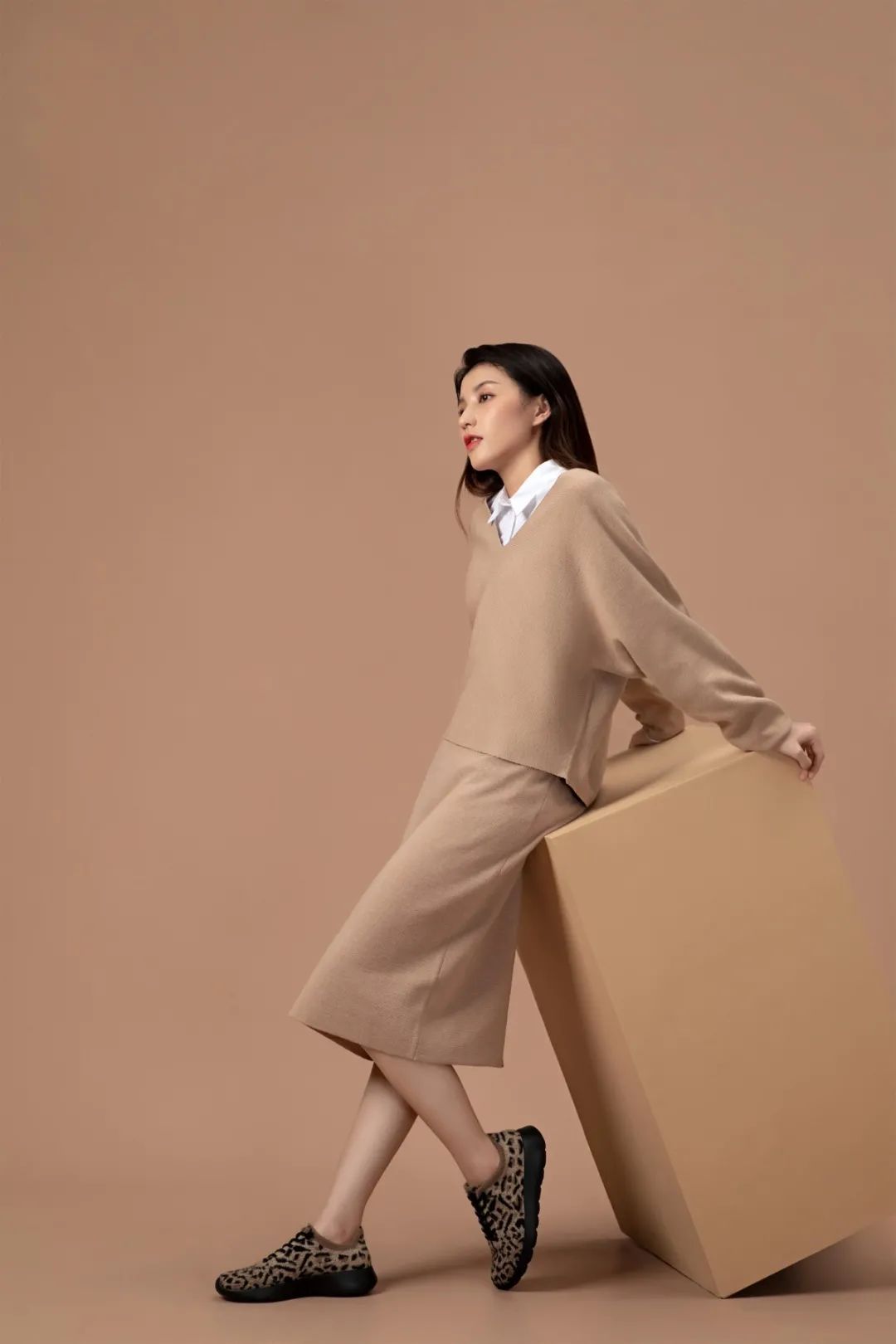 撕掉年纪标签做自己,撕掉标签勇敢做自己搜狐号