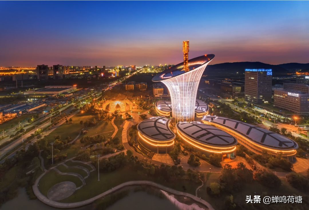 来自湖北的主播,湖北电台主持人隔空对话