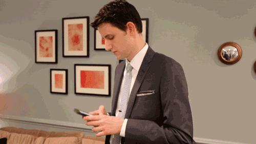 成熟的人不发朋友圈,高情商的人不会发微信