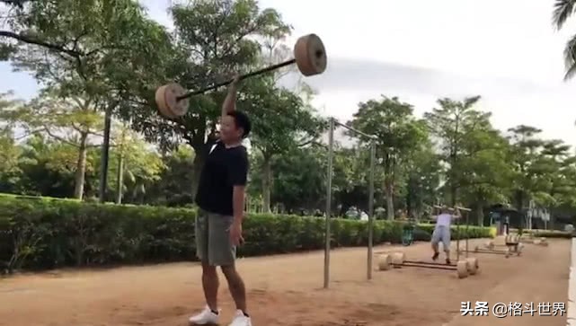 太极雷雷比赛视频,太极大师雷雷比赛视频完整版