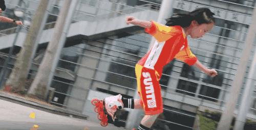 潍坊哪有轮滑场,炫酷轮滑场