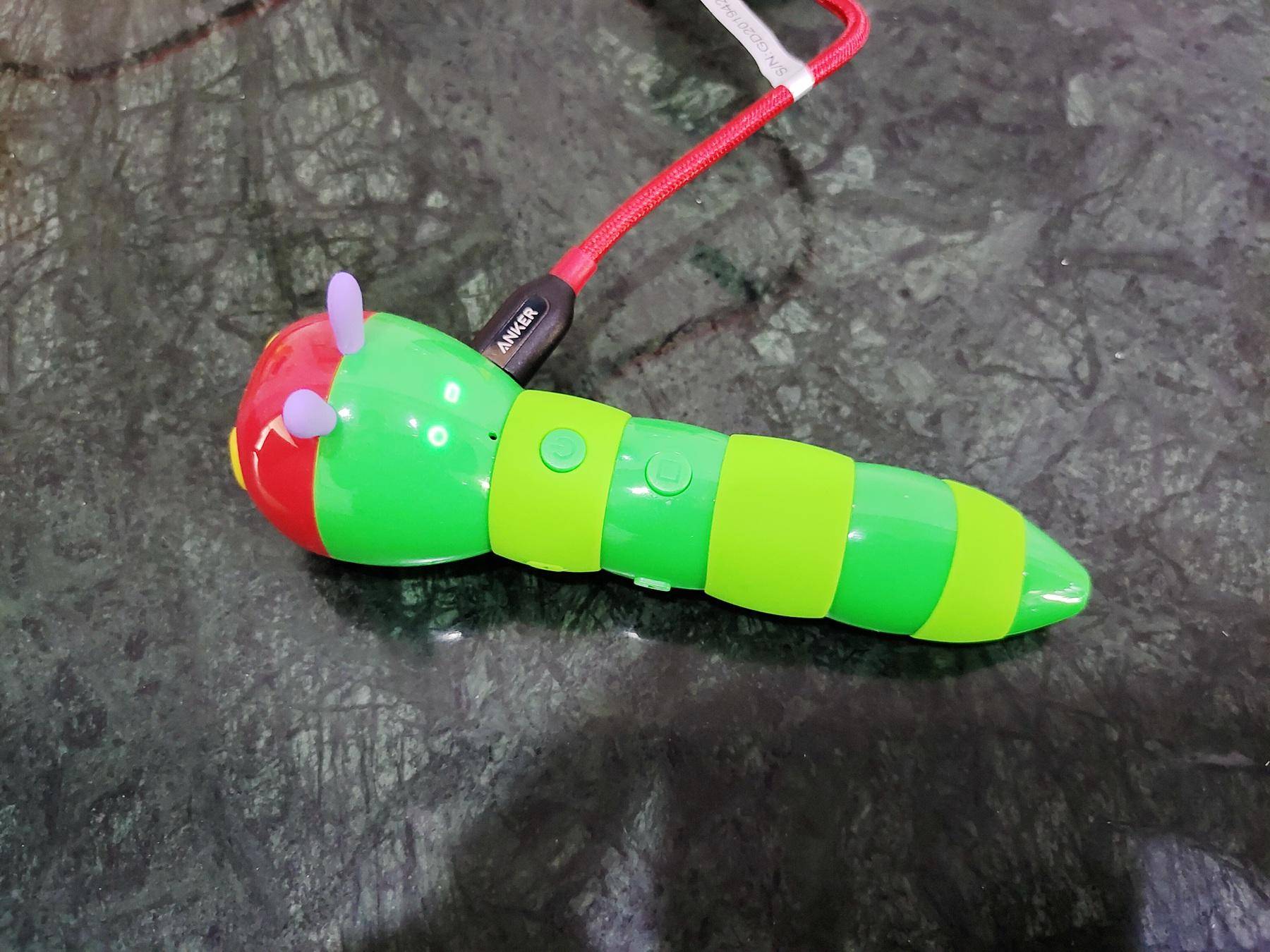 欢乐学习，共同成长，小彼恩WIFI版毛毛虫点读笔英语启蒙