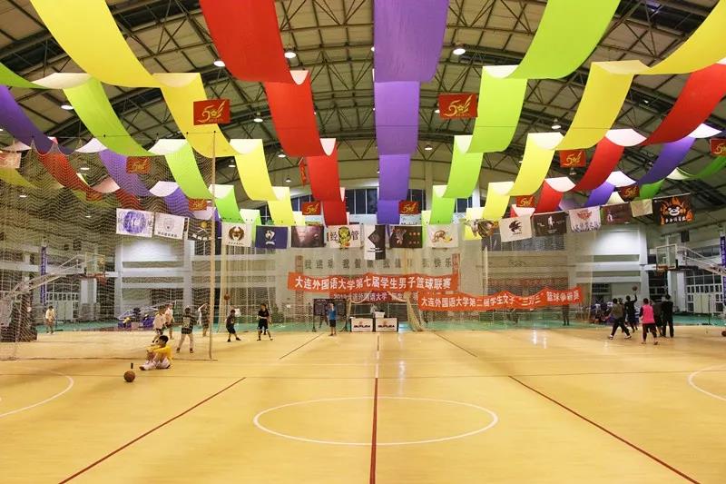 多个运动场馆免费开放,动起来体育公园