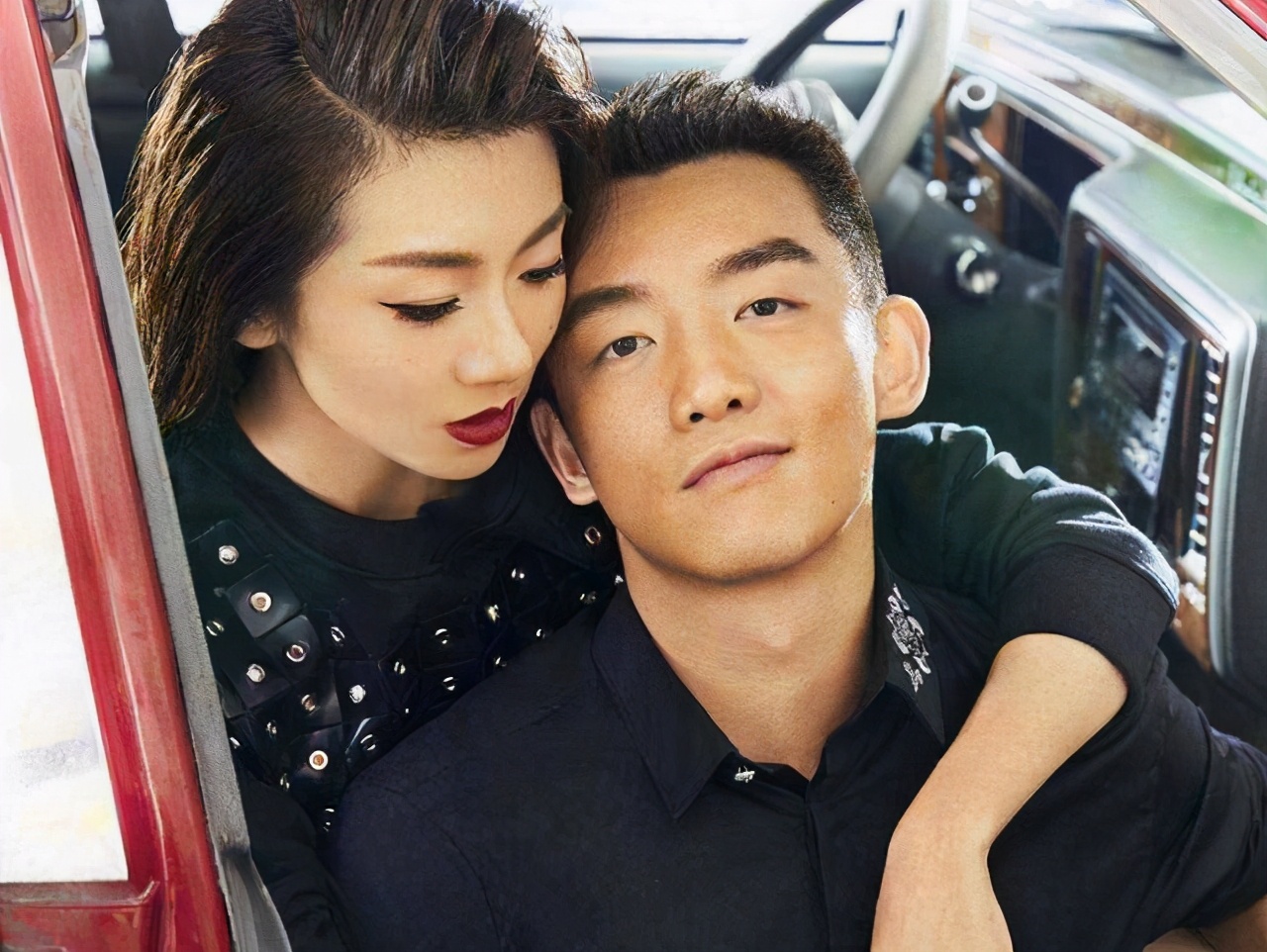 郑恺官宣苗苗生女,郑恺苗苗官宣怀孕了吗