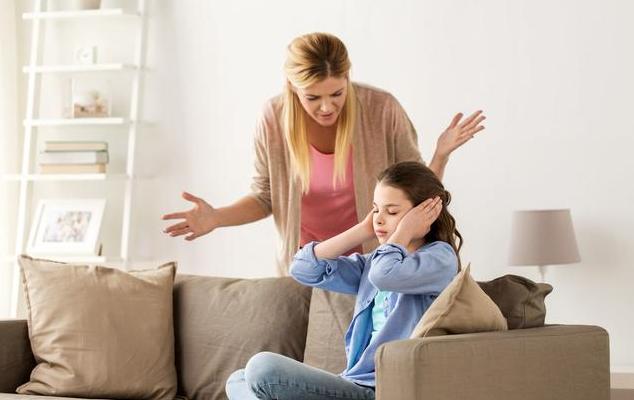 一岁婴儿反复呕吐大概一周两三次,1岁1个月孩子呕吐严重