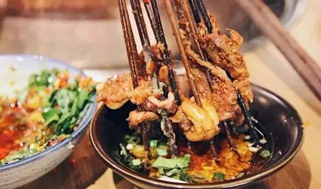 四川人离不开的火锅,四川人离不开的小吃