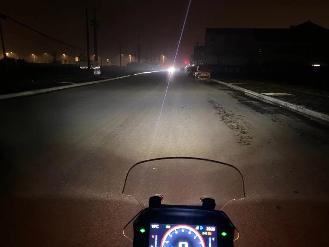 大阳ADV150胖虎试驾：真正的跨界踏板，兼顾城市越野可玩性极高