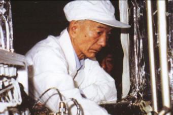 中国人“吃*片鸦**”才能造火箭？聂海胜：我们吃椒麻鹅和宫保鸡丁